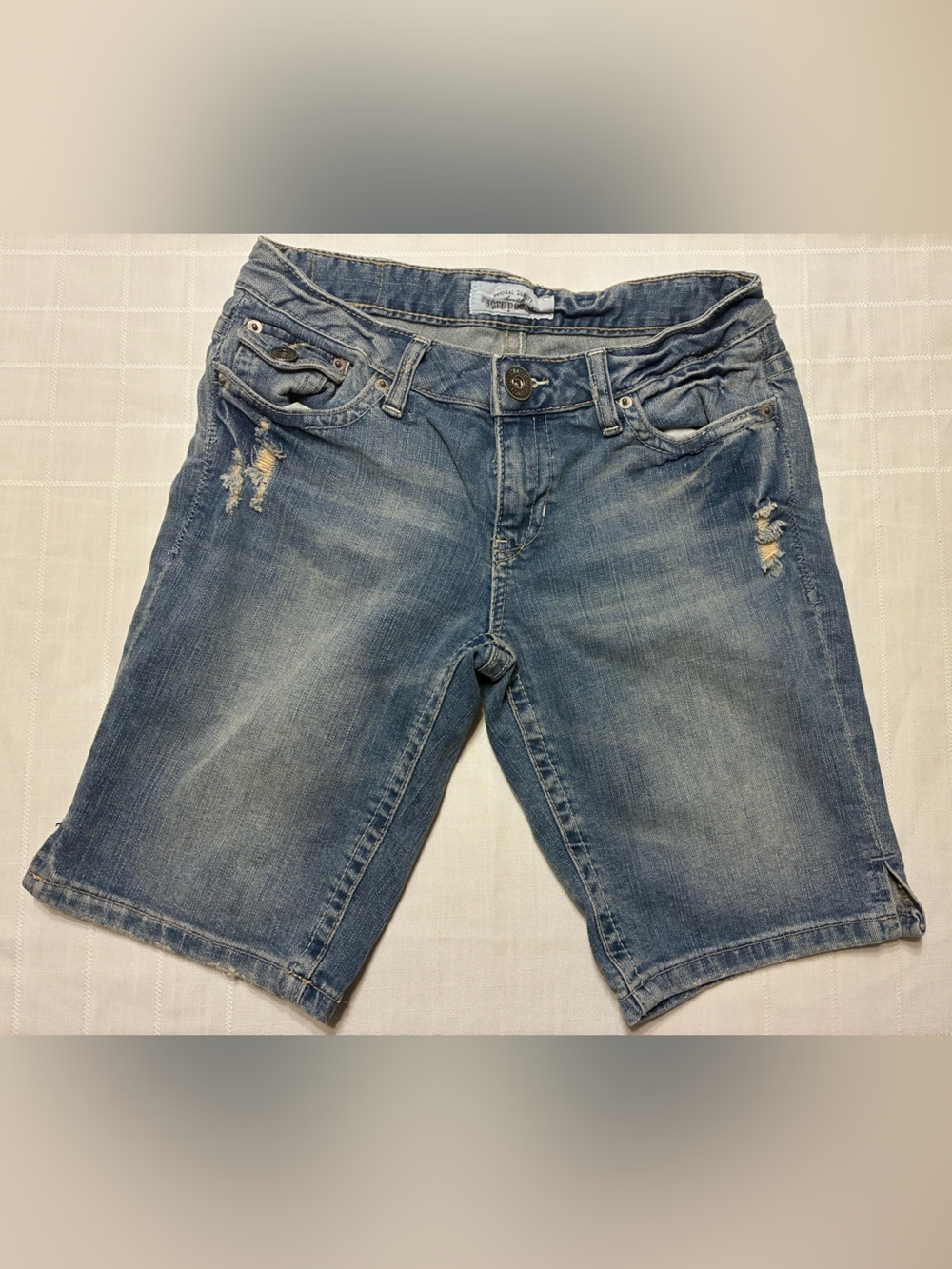 Y2K Aeropostale light blue distressed denim shorts